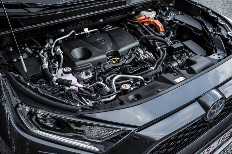  Toyota RAV4 Plug-in Hybrid 2020 года  (WW) (фото 15 из 18)